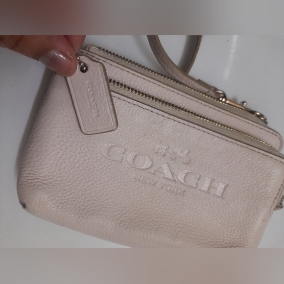 Coach Leather Wristlet Clutch Hand Bag - Picture 4 of 15